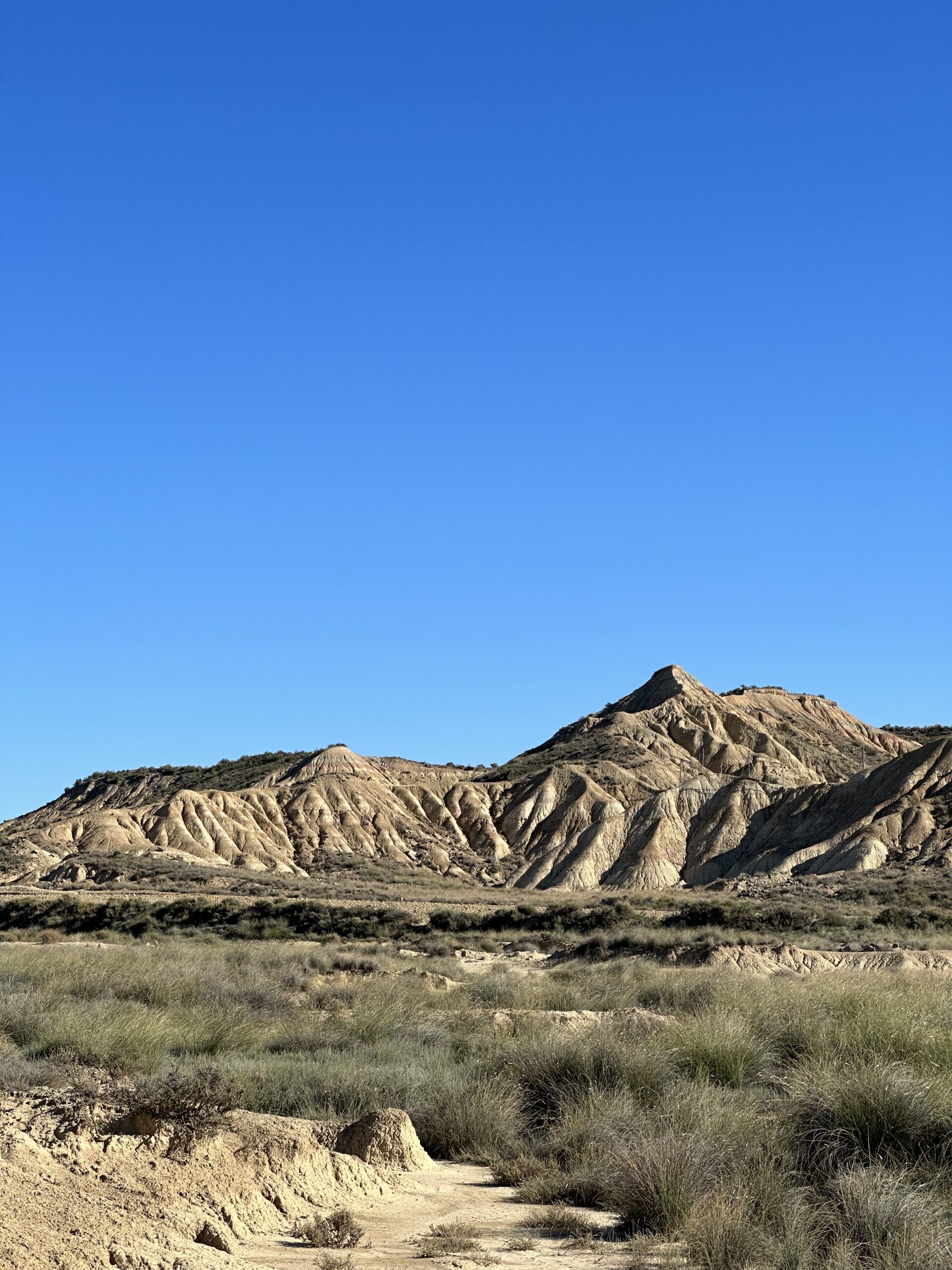 Matkarada Bardenas Realeses mäeharjal