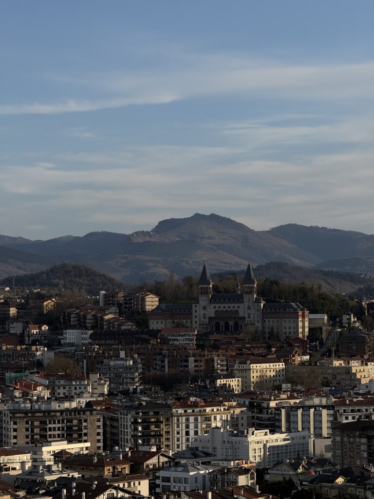 San Sebastiáni vanalinn ja sadama vaade